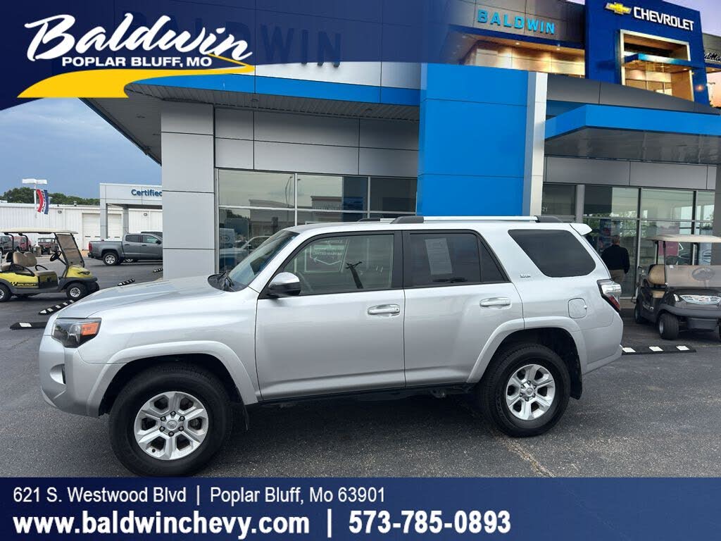 2024 Toyota 4Runner SR5 4WD
