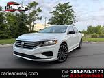 Volkswagen Passat 2.0T Limited Edition FWD