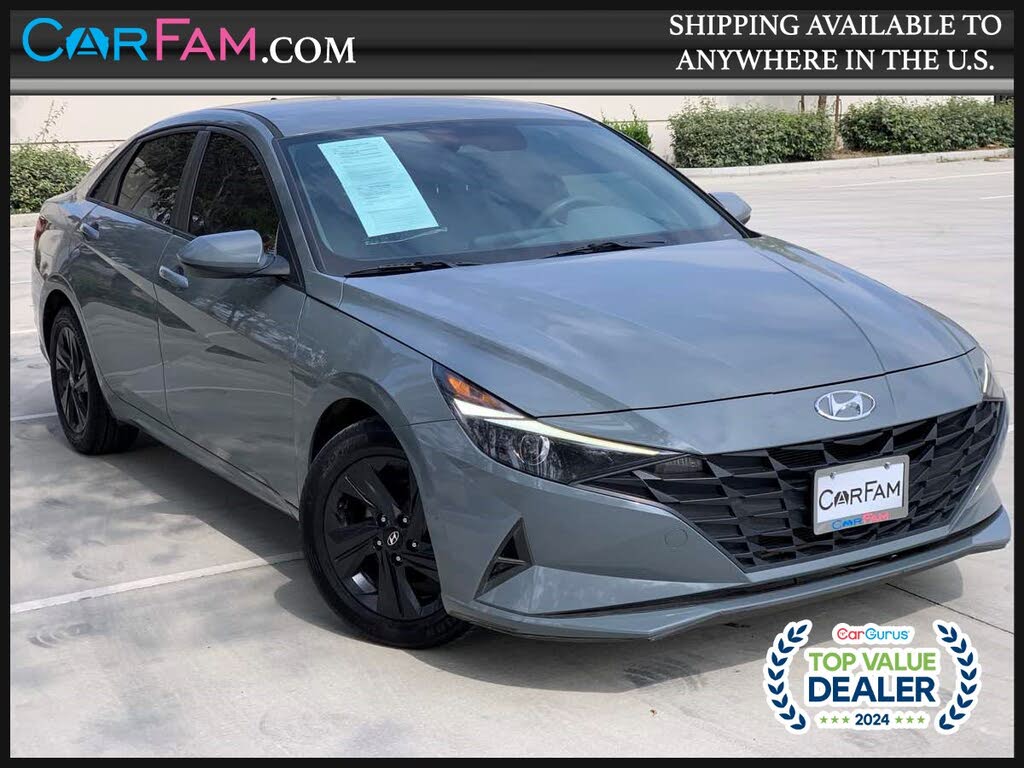2023 Hyundai Elantra SEL FWD