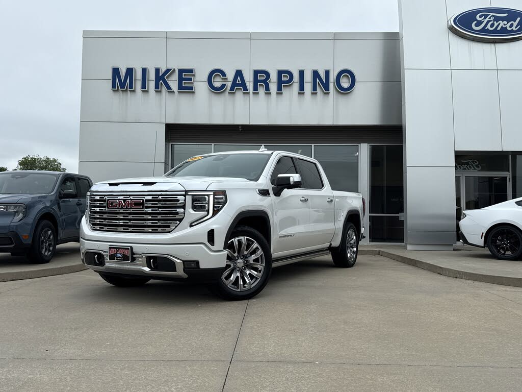 2022 GMC Sierra 1500 Denali Crew Cab 4WD
