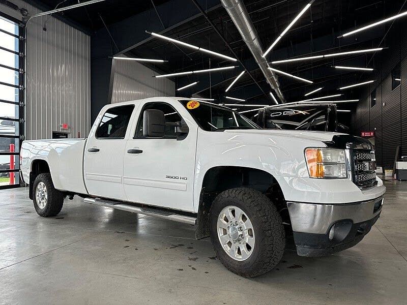 2014 GMC Sierra 3500HD SLE Crew Cab 4WD