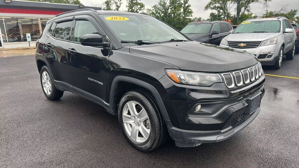 2022 Jeep Compass Latitude 4WD
