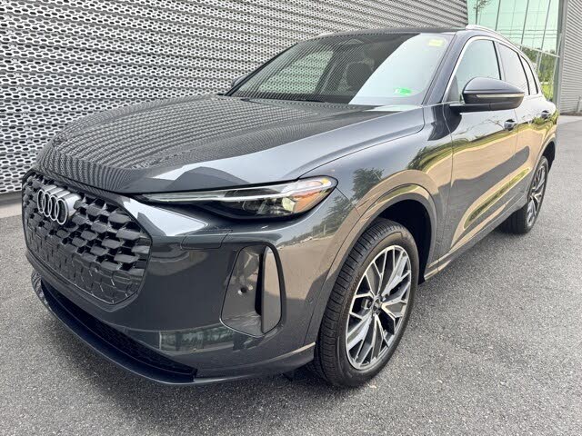 2025 Audi Q5 quattro Premium Plus 40 TFSI