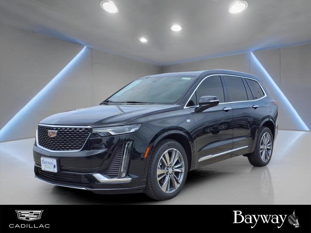 2025 Cadillac XT6 Premium Luxury FWD