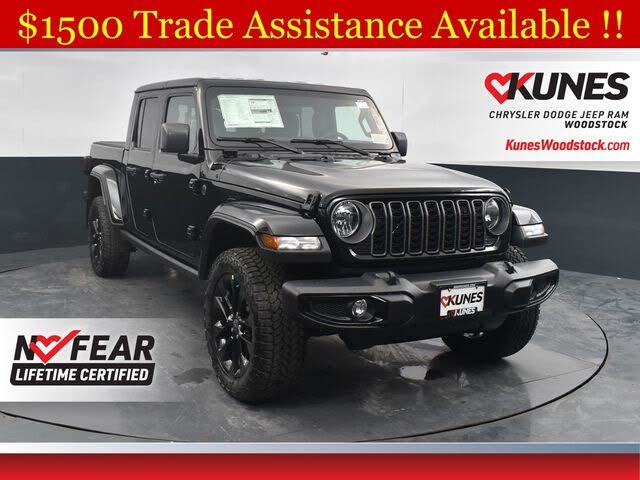 2025 Jeep Gladiator NightHawk Crew Cab 4WD