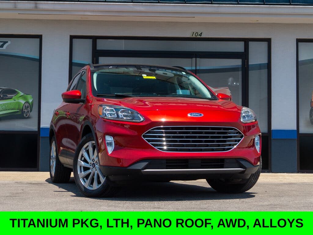2022 Ford Escape Titanium AWD