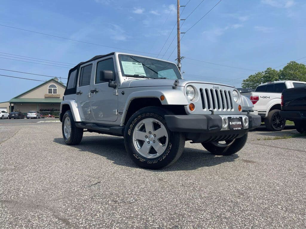 2010 Jeep Wrangler Unlimited Sahara 4WD