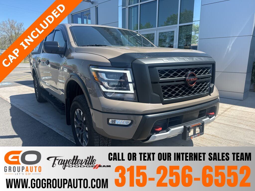 2024 Nissan Titan PRO-4X Crew Cab 4WD