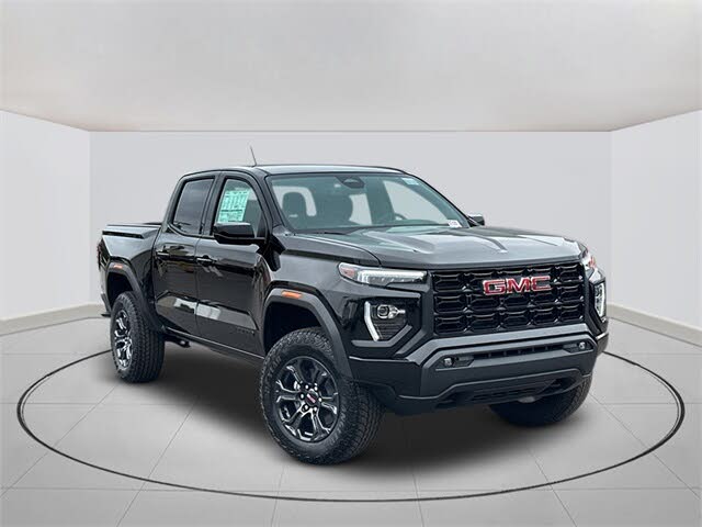2025 GMC Canyon Elevation Crew Cab 4WD