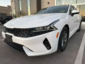 Kia K5 LX FWD