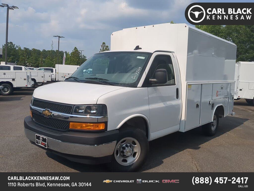 2025 Chevrolet Express Chassis 3500 Cutaway 139