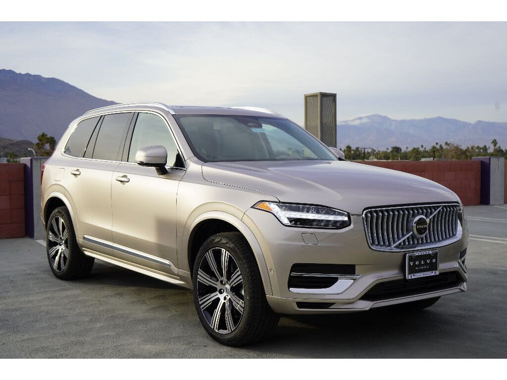 2025 Volvo XC90 Recharge T8 Plus Bright Theme 7-Passenger eAWD