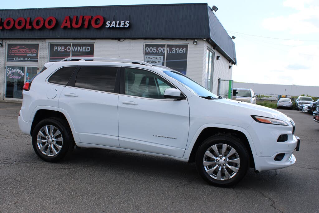 2017 Jeep Cherokee Overland 4WD