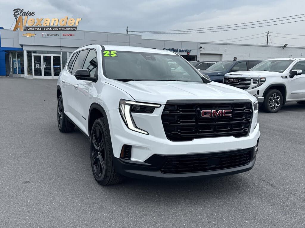 2025 GMC Acadia Elevation FWD