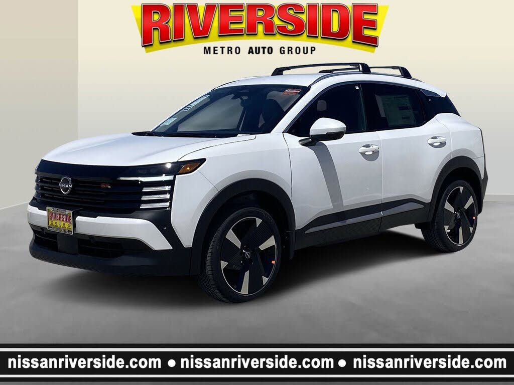 2025 Nissan Kicks SR FWD