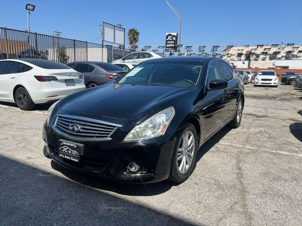 2012 INFINITI G25 Journey RWD