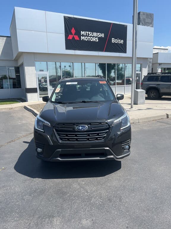 2022 Subaru Forester Premium Crossover AWD