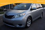 Toyota Sienna LE 7-Passenger Auto Access Seat
