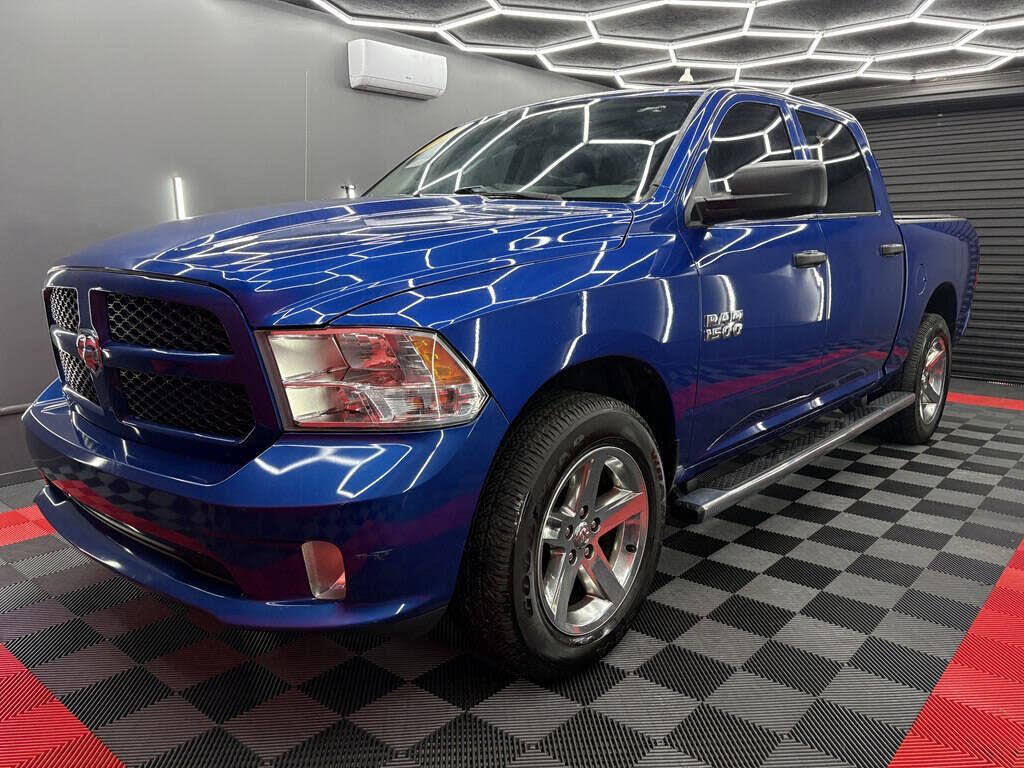 2016 RAM 1500 Tradesman Crew Cab 4WD