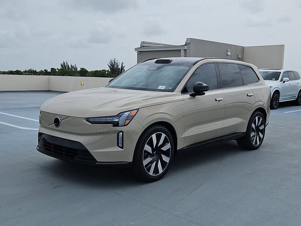 2025 Volvo EX90 Twin Performance Ultra 7-Passenger eAWD