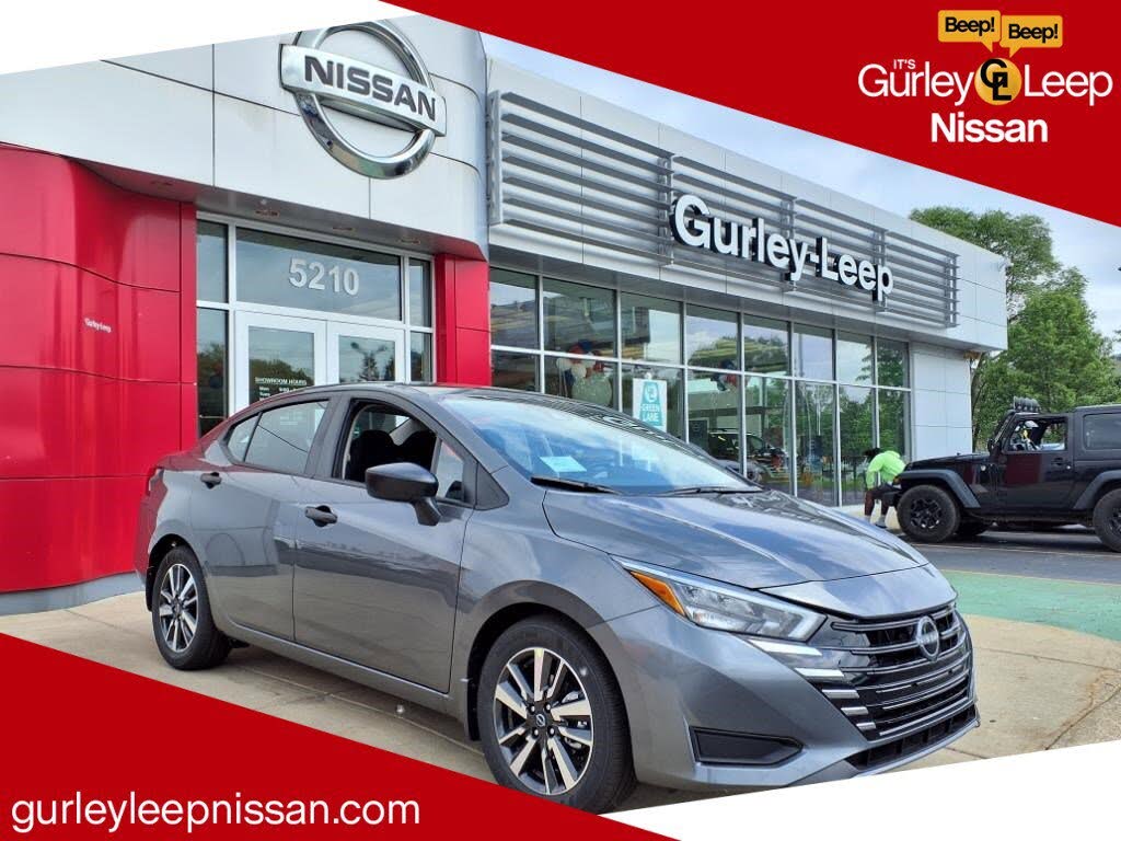 2025 Nissan Versa S FWD