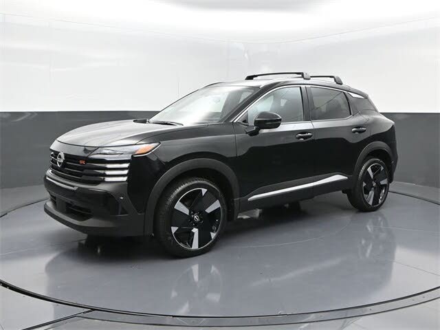 2025 Nissan Kicks SR FWD