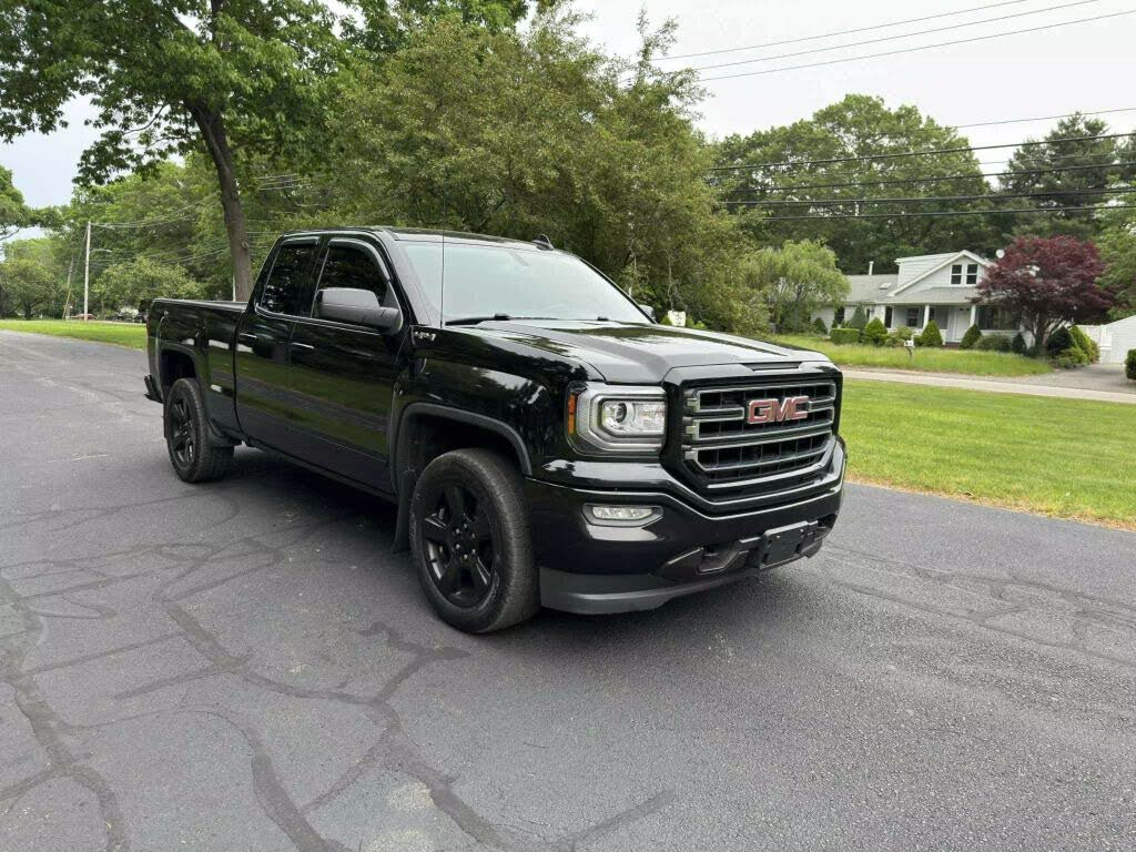 2017 GMC Sierra 1500 Base Double Cab 4WD