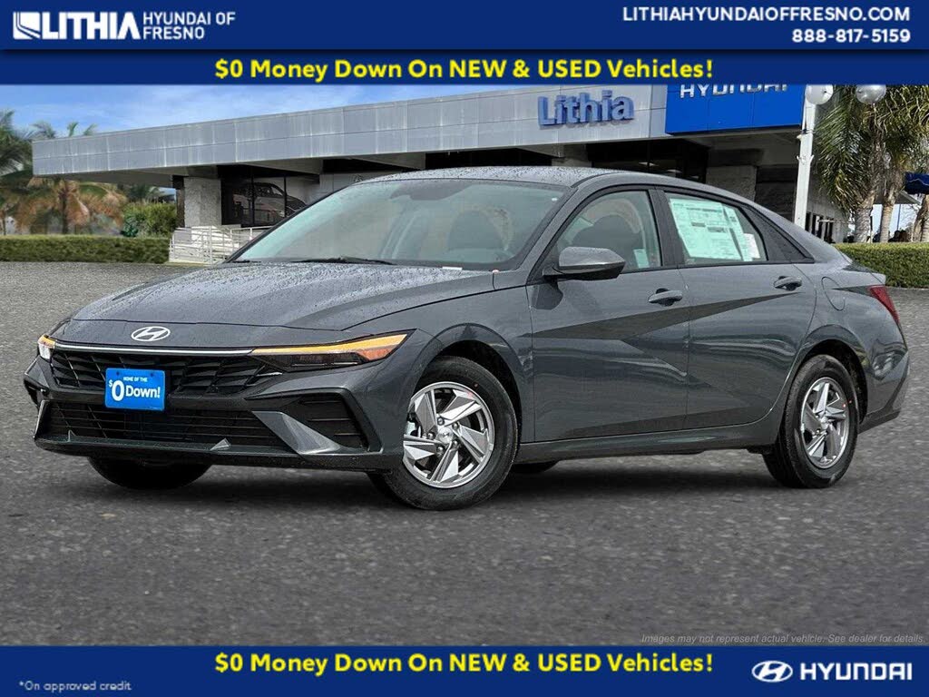 2025 Hyundai Elantra SE FWD