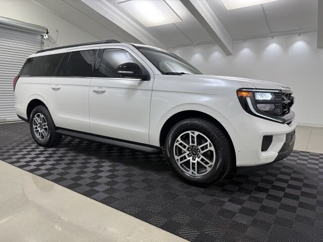 2025 Ford Expedition MAX Active RWD