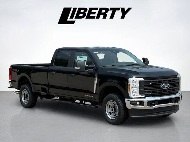 2025 Ford F-350 Super Duty XL Crew Cab 4WD