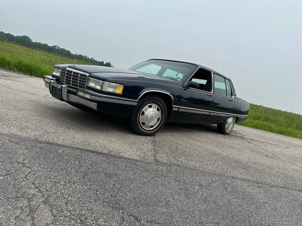 1992 Cadillac Fleetwood Sedan FWD