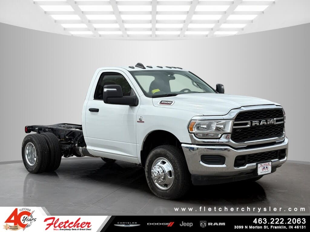 2024 RAM 3500 Chassis Tradesman Regular Cab DRW 4WD
