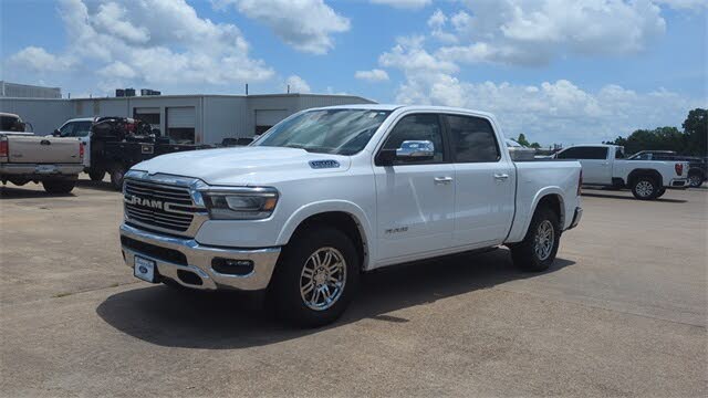 2022 RAM 1500 Laramie Crew Cab 4WD