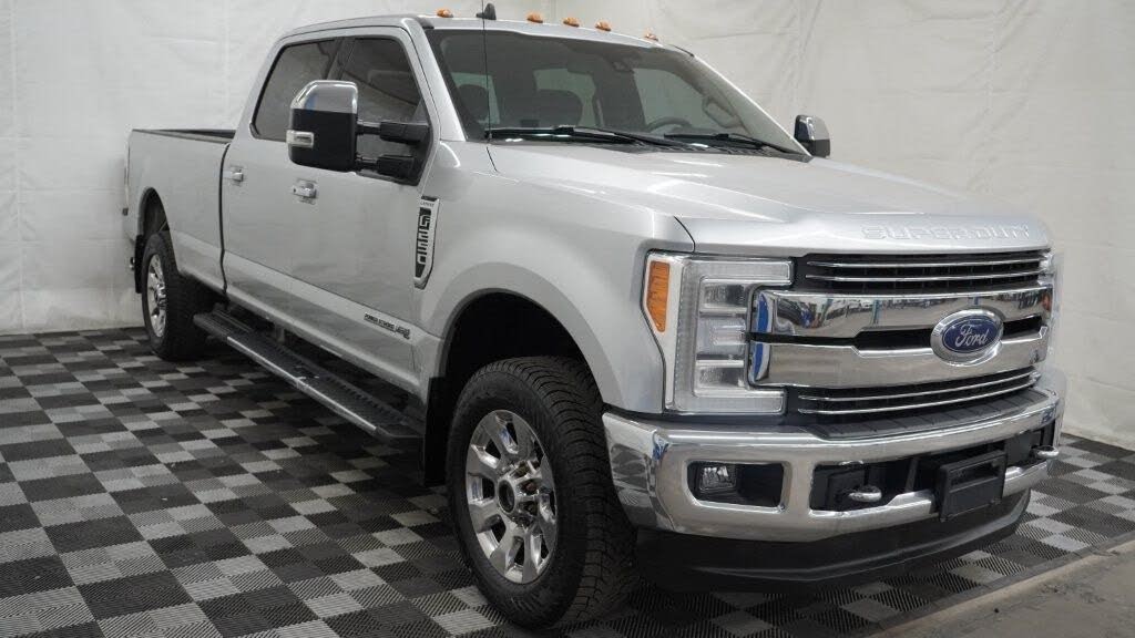 2019 Ford F-250 Super Duty Lariat Crew Cab LB 4WD