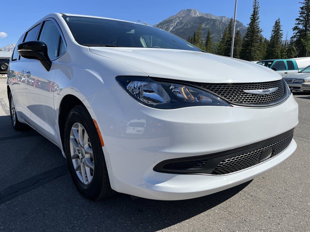 Chrysler Grand Caravan SXT FWD 2024