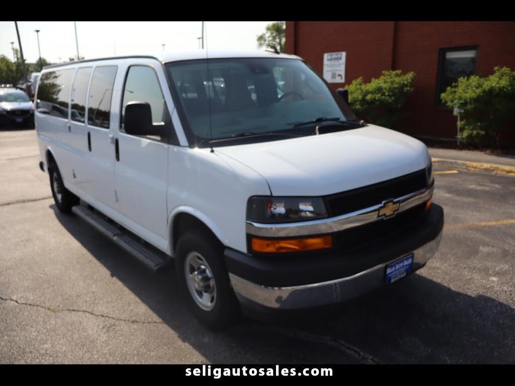 2024 Chevrolet Express 3500 LT Extended RWD