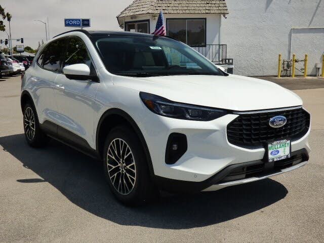 2025 Ford Escape Hybrid Plug-in FWD