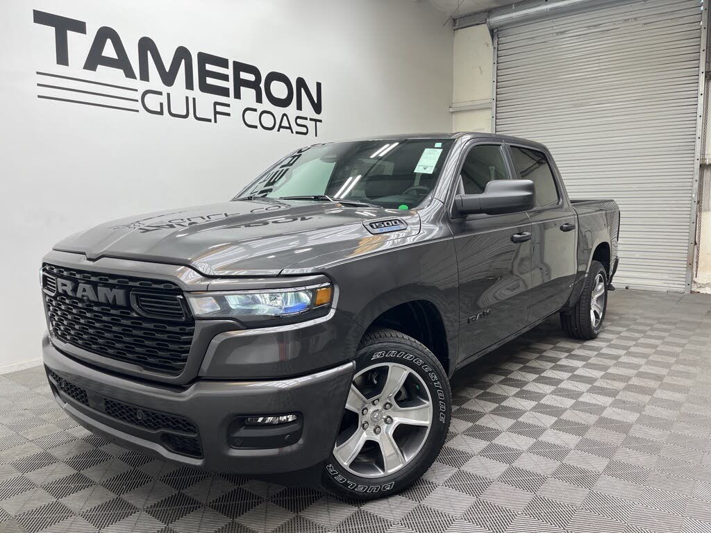 2025 RAM 1500 Tradesman Crew Cab 4WD
