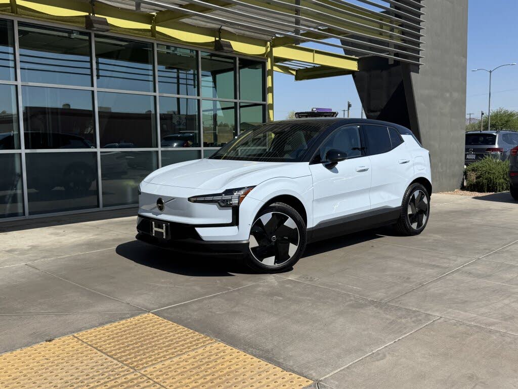 2025 Volvo EX30 Twin Ultra eAWD