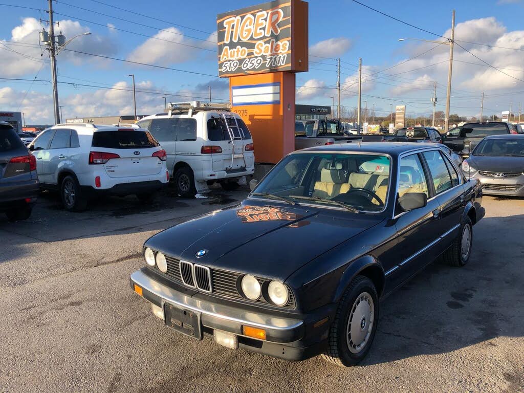 BMW 3 Series 325e Sedan RWD 1987
