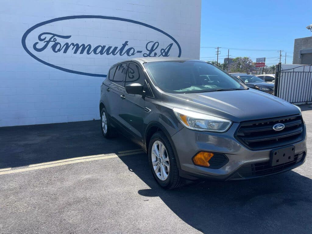 2017 Ford Escape S FWD