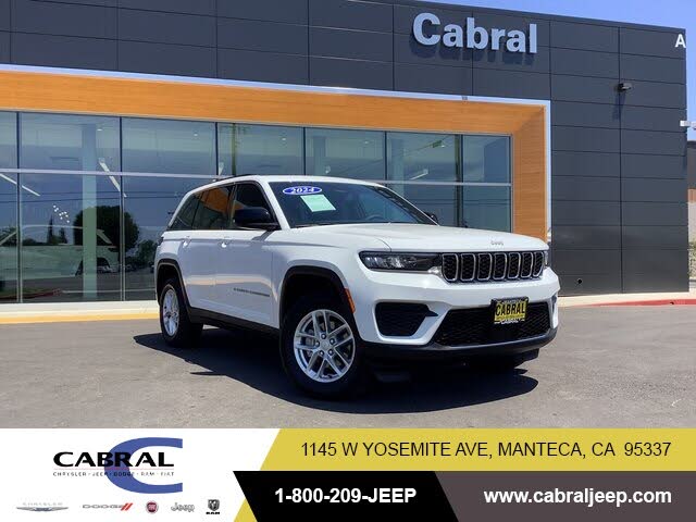 2024 Jeep Grand Cherokee Laredo X 4WD