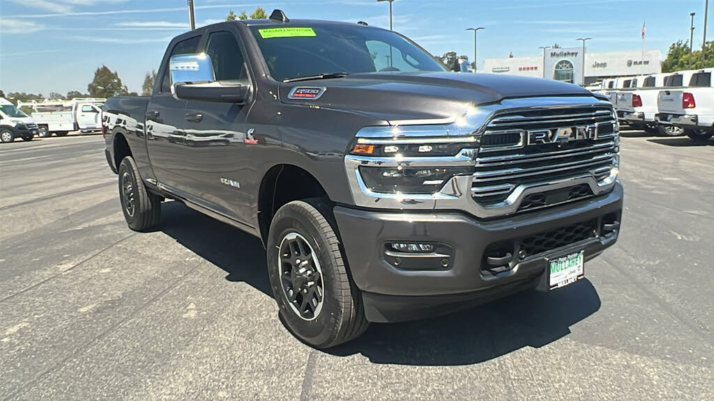 2025 RAM 2500 Laramie Crew Cab 4WD