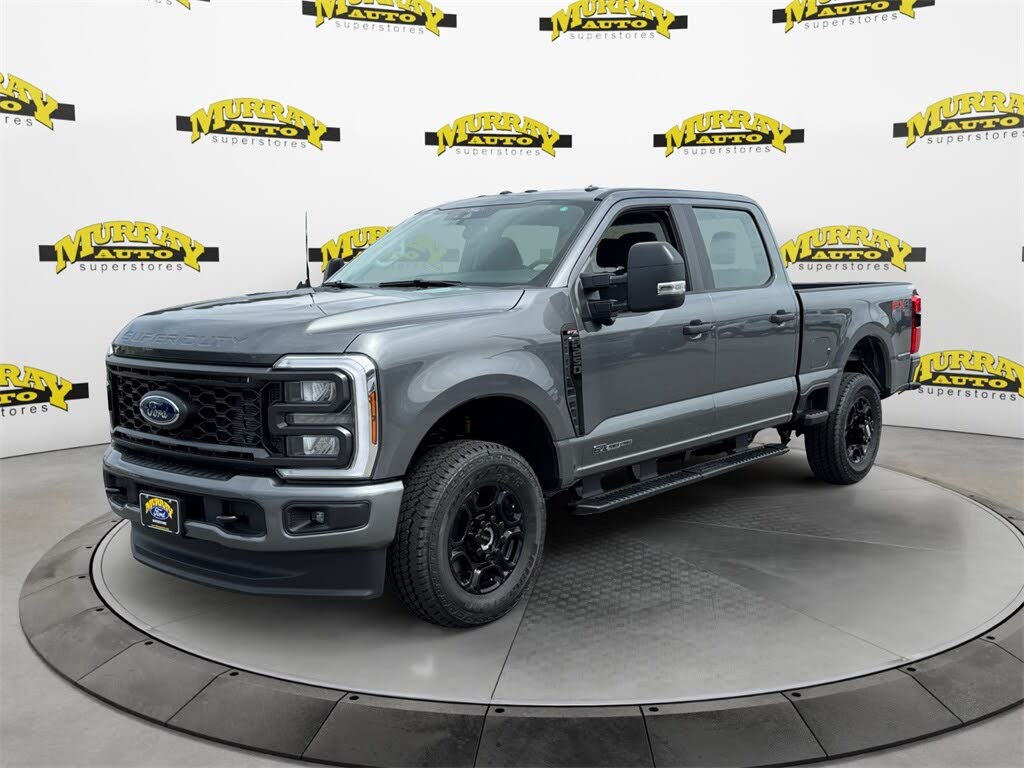 2025 Ford F-250 Super Duty XL Crew Cab 4WD