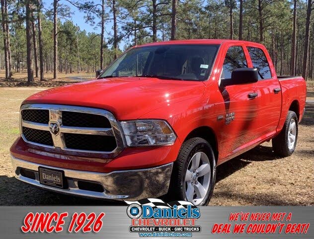 2023 RAM 1500 Classic SLT Crew Cab 4WD