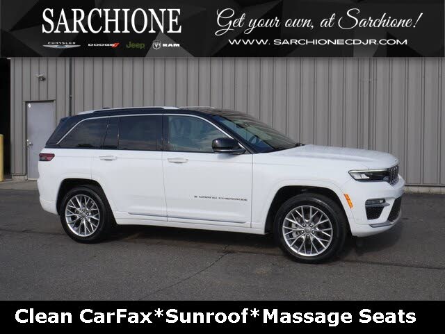 2023 Jeep Grand Cherokee Summit 4WD