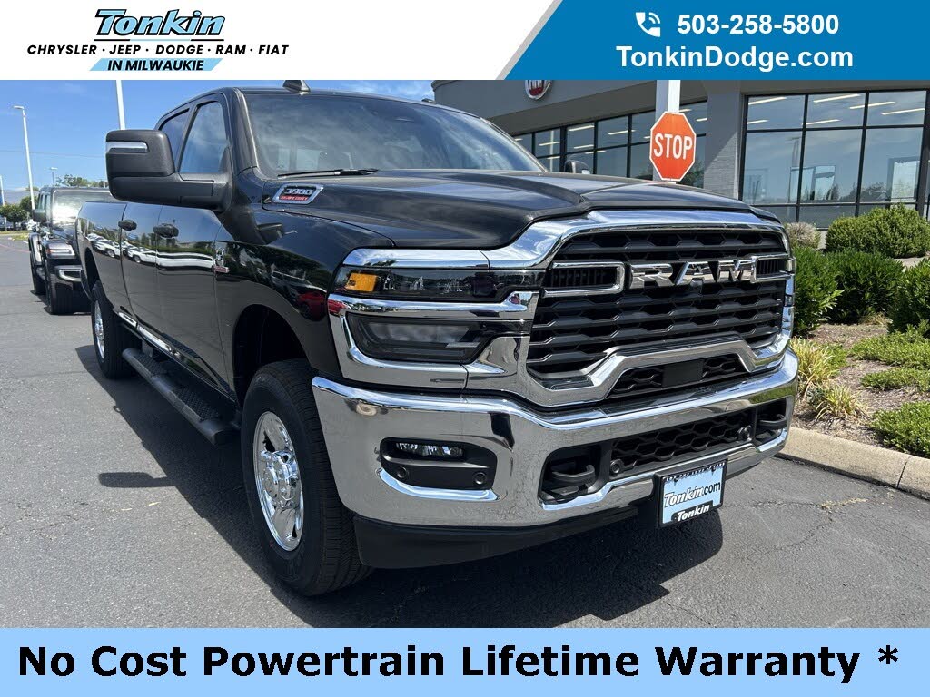 2025 RAM 3500 Tradesman Crew Cab LB 4WD
