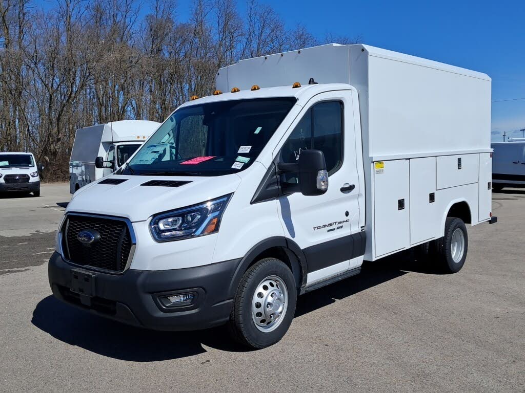 2024 Ford Transit Chassis 350 HD 9950 GVWR 138 Cutaway DRW AWD