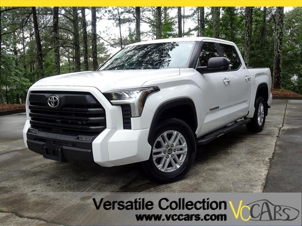 2024 Toyota Tundra SR5 CrewMax Cab 4WD