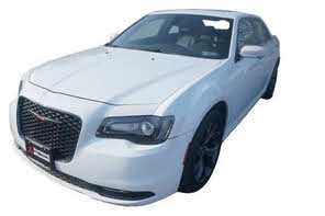 Chrysler 300 S V6 RWD